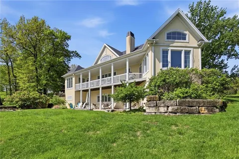 $1,595,000 | 1850 Lake Viking Terrace, Gallatin, MO 64640