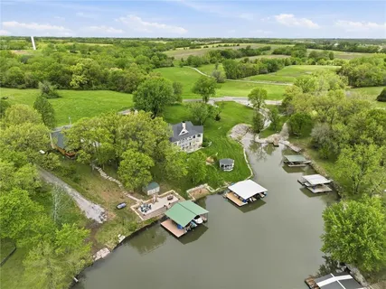 $1,595,000 | 1850 Lake Viking Terrace, Gallatin, MO 64640