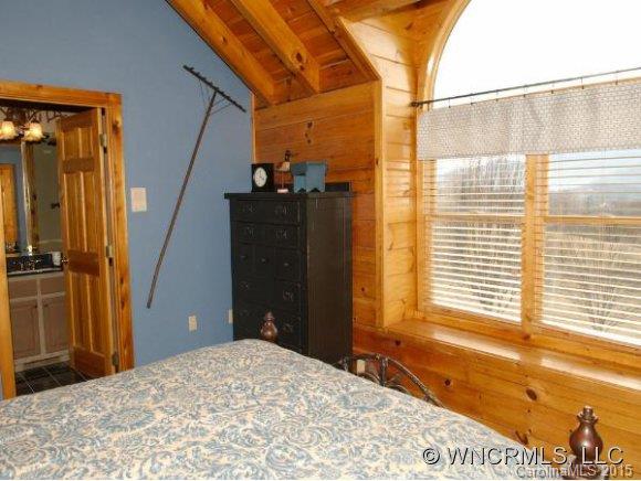 249 Pride Mountain Road Waynesville, NC 28786 - Photo 14 of 24 Gallery Image 14