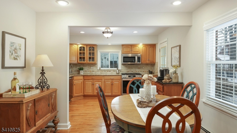 393 Huntington Road Union, NJ 07083 - Photo 12 of 40