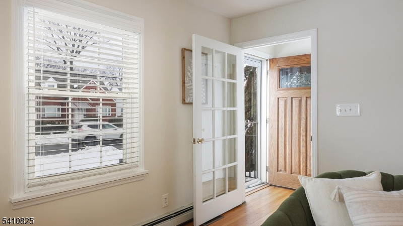 393 Huntington Road Union, NJ 07083 - Photo 6 of 40