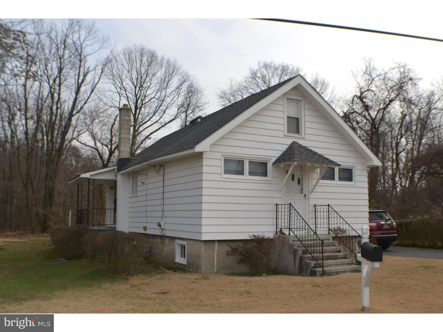 11 Island Road Bridgeport, NJ 08014 - Photo 1 of 14 Gallery Image 1