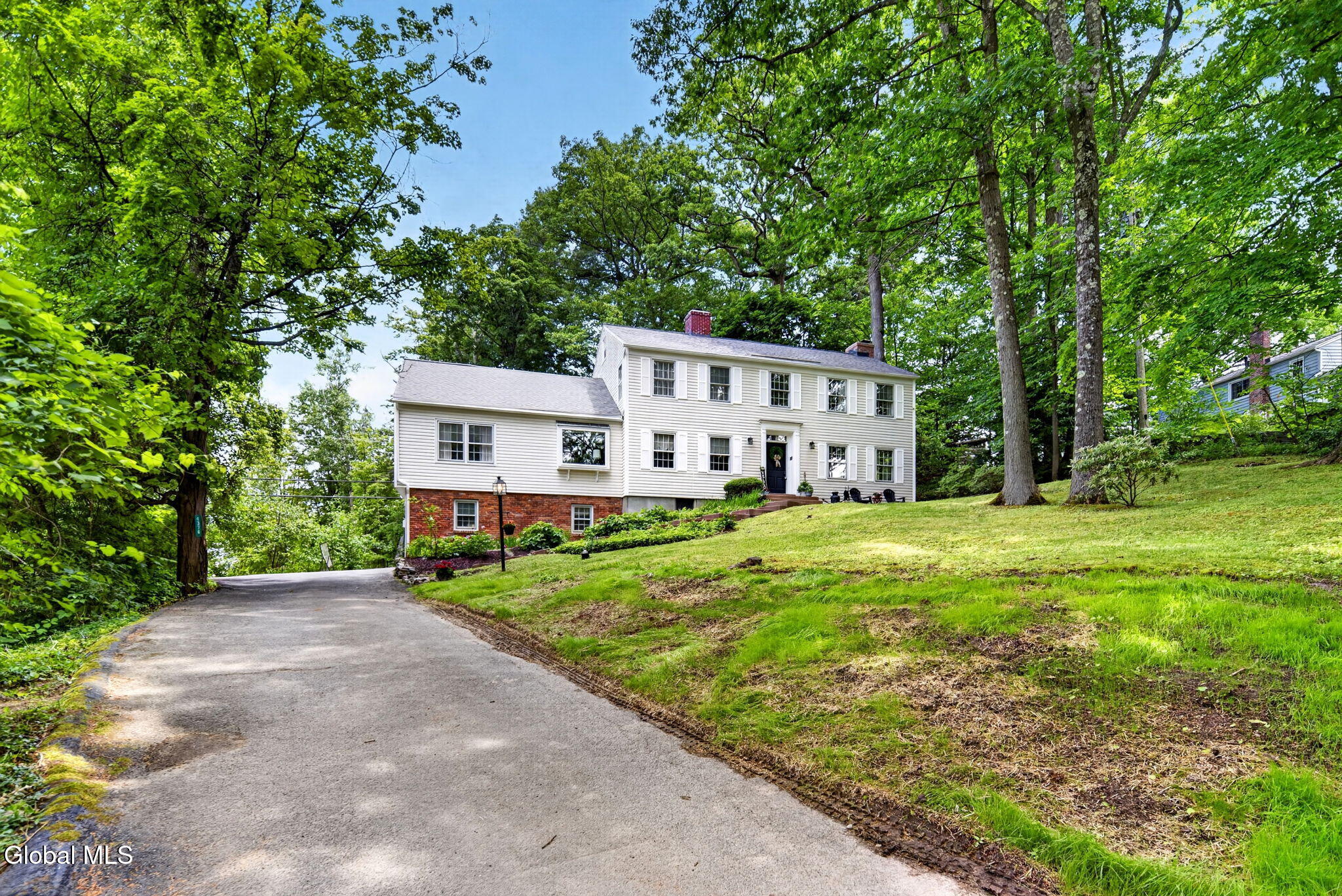 1376 Ruffner Court Niskayuna, NY 12309 - Photo 37 of 42 Exterior 05