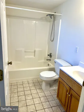$1,600 | 504 Mullica Hill Road, Mullica Hill, NJ 08062