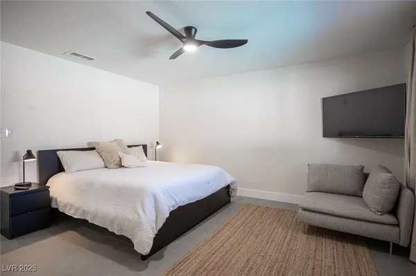 $3,500 | 6146 Peppermill Drive, Las Vegas, NV 89146