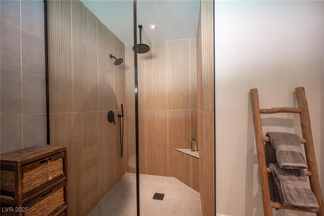 $3,500 | 6146 Peppermill Drive, Las Vegas, NV 89146