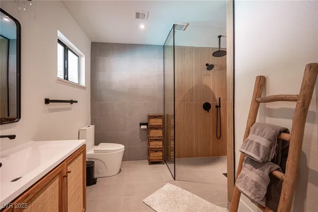 $3,500 | 6146 Peppermill Drive, Las Vegas, NV 89146