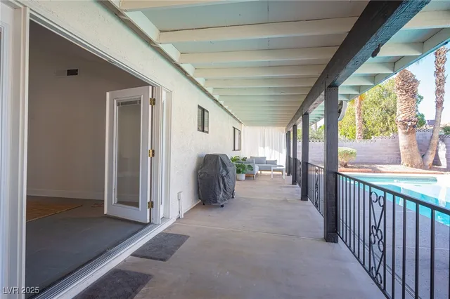 $3,500 | 6146 Peppermill Drive, Las Vegas, NV 89146