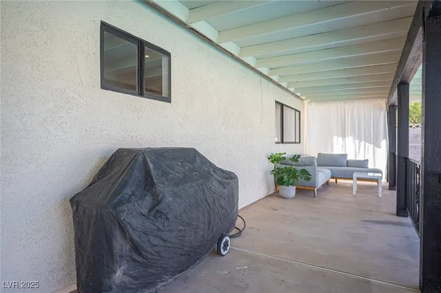 $3,500 | 6146 Peppermill Drive, Las Vegas, NV 89146