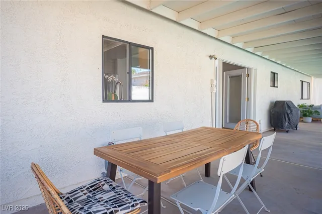 $3,500 | 6146 Peppermill Drive, Las Vegas, NV 89146