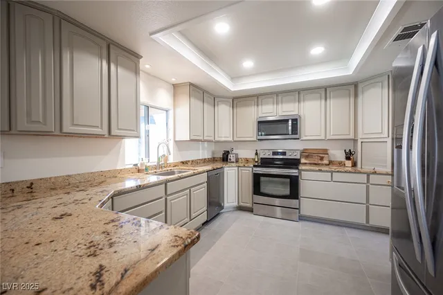 $3,500 | 6146 Peppermill Drive, Las Vegas, NV 89146