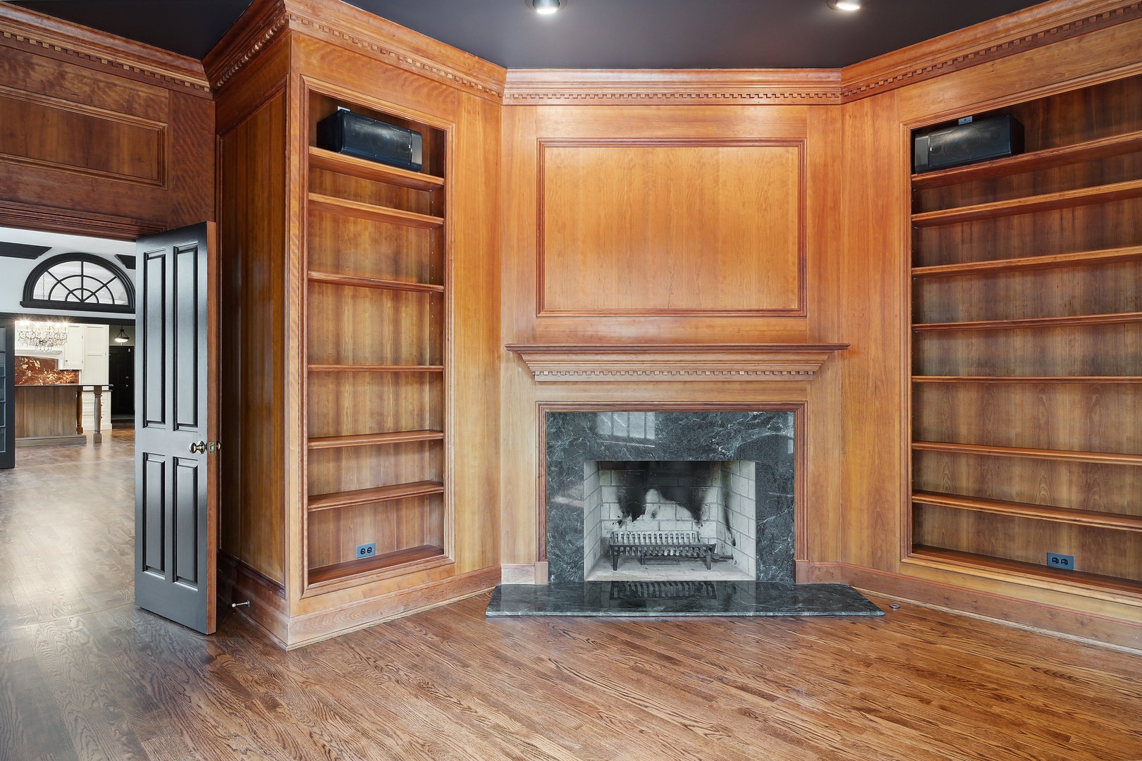 905 Voltz Road Northbrook, IL 60062 - Photo 14 of 58 a living room with a fireplace