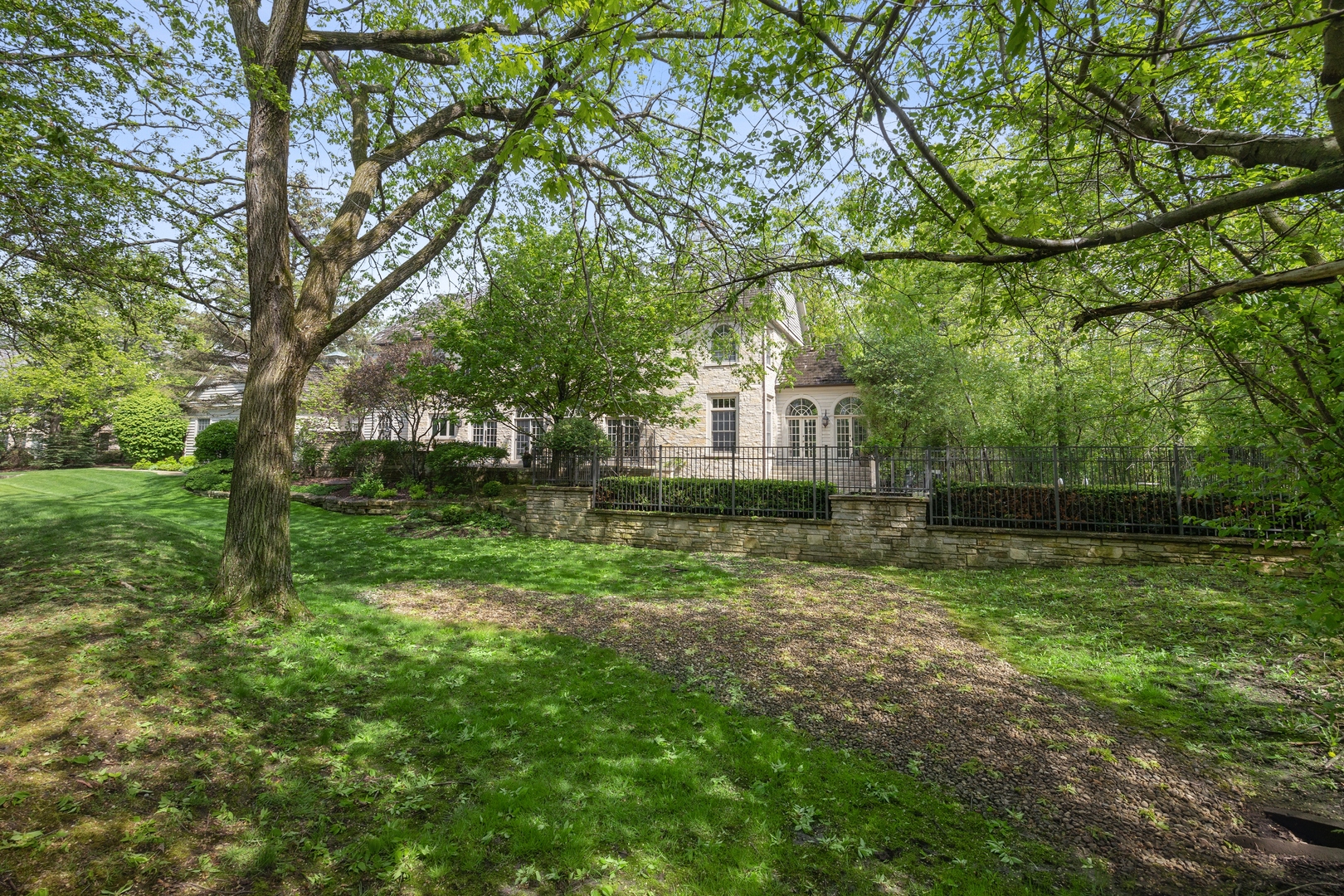 905 Voltz Road Northbrook, IL 60062 - Photo 53 of 58 a view of backyard of house with green space