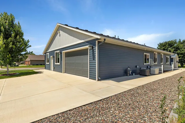 $529,900 | 1804 Amblewood Drive, St. Cloud, MN 56303