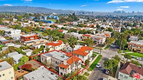 $2,095,000 | 4761 West 12th Street, Los Angeles, CA 90019
