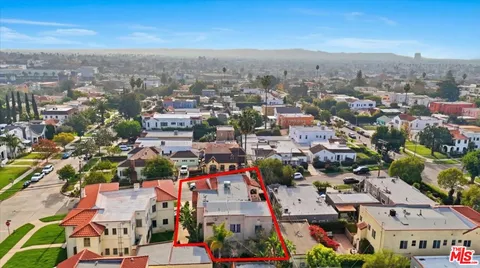 $2,095,000 | 4761 West 12th Street, Los Angeles, CA 90019