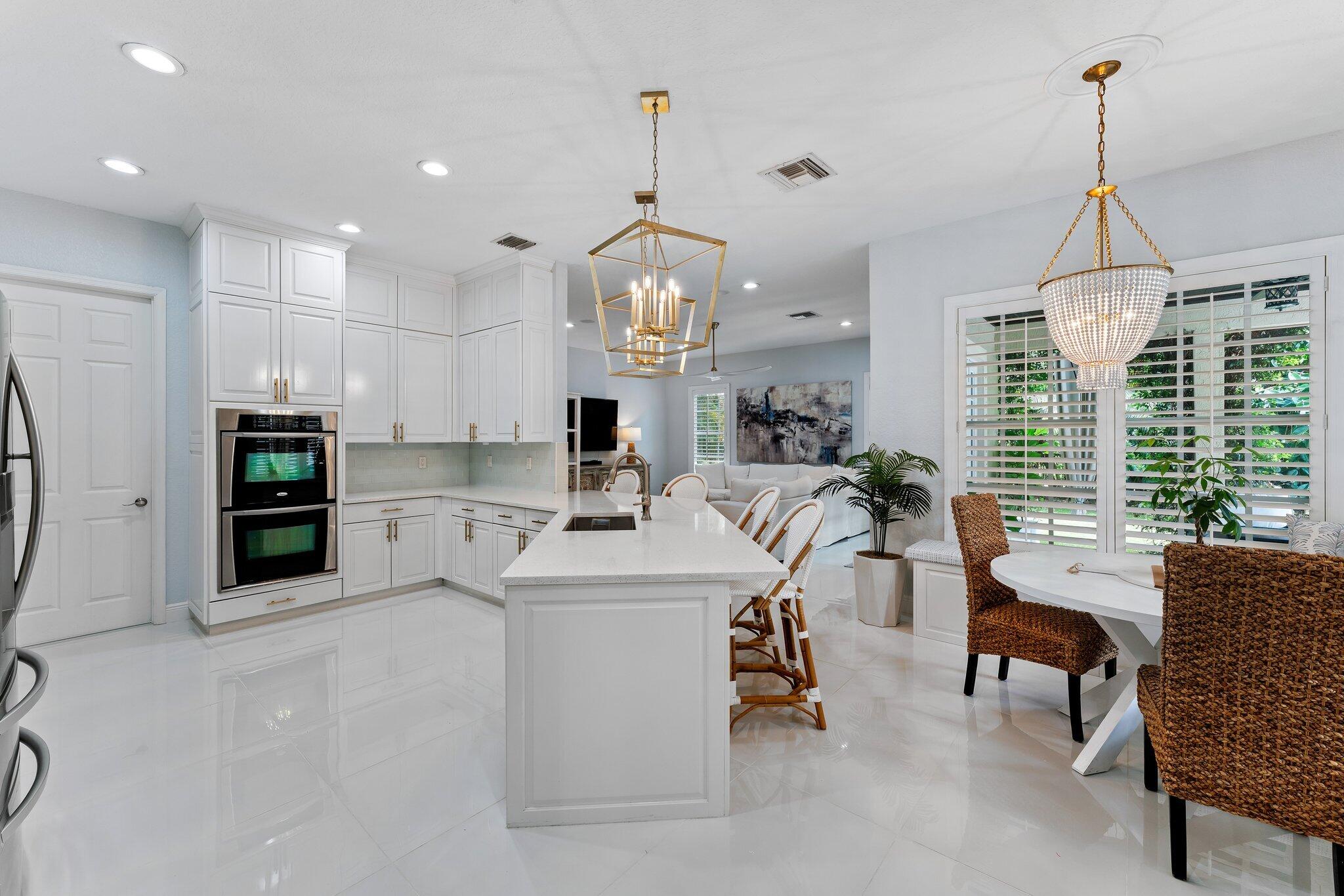 108 Via Azurra Jupiter, FL 33458 - Photo 20 of 78 Kitchen