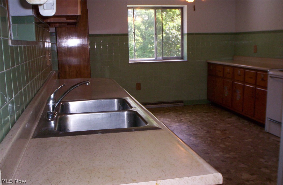 100 Bradys Ridge Road Wellsburg, WV 26070 - Photo 12 of 18 Gallery Image 12