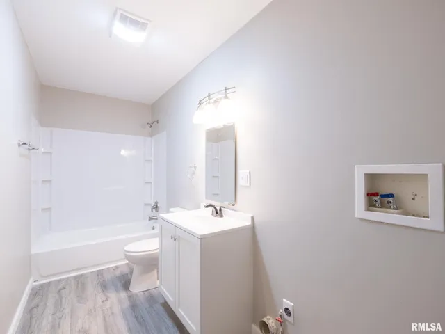 $129,900 | 1309 North Woodland Lane, Metamora, IL 61548