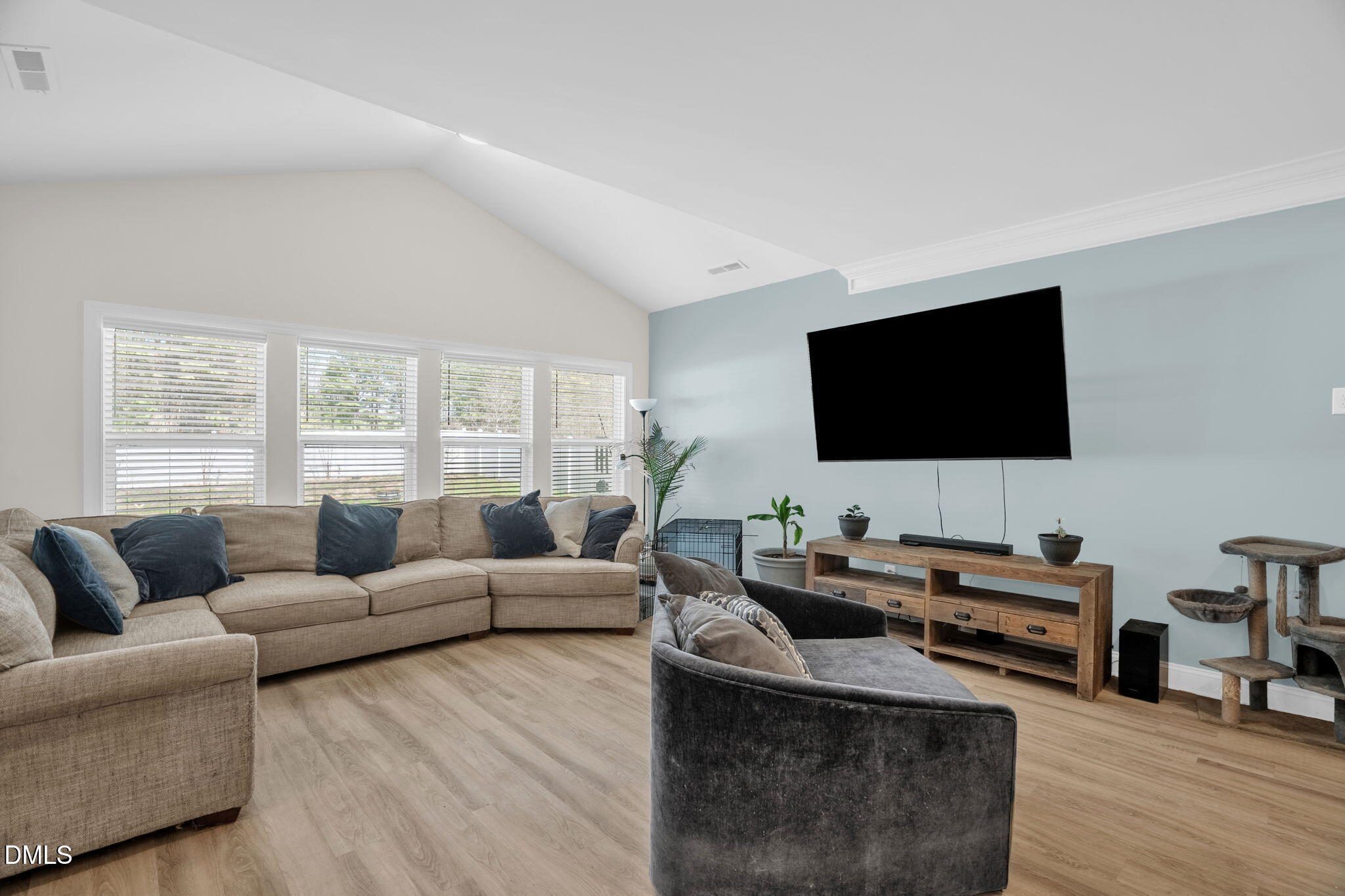 300 Kavanaugh Road Wake Forest, NC 27587 - Photo 3 of 49 Living Room