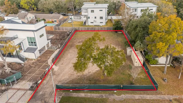 $520,000 | 4906 North Braeswood Boulevard, Houston, TX 77096