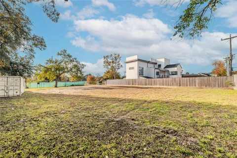 $520,000 | 4906 North Braeswood Boulevard, Houston, TX 77096