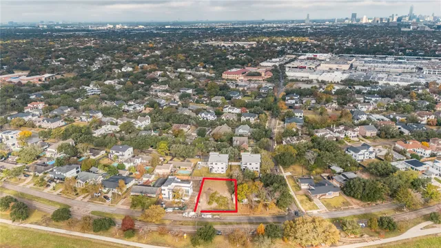 $520,000 | 4906 North Braeswood Boulevard, Houston, TX 77096