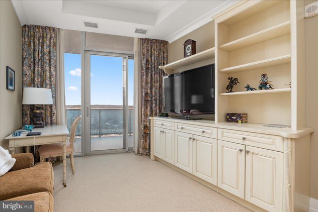 $4,000,000 | 1881 North Nash Street, Unit 2308, Arlington, VA 22209