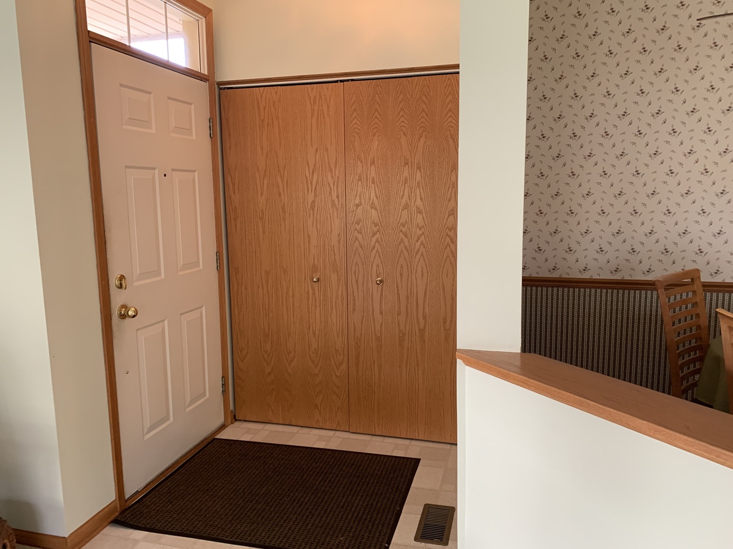2242 Rockefeller Drive, Unit 2242 Geneva, IL 60134 - Photo 4 of 31
