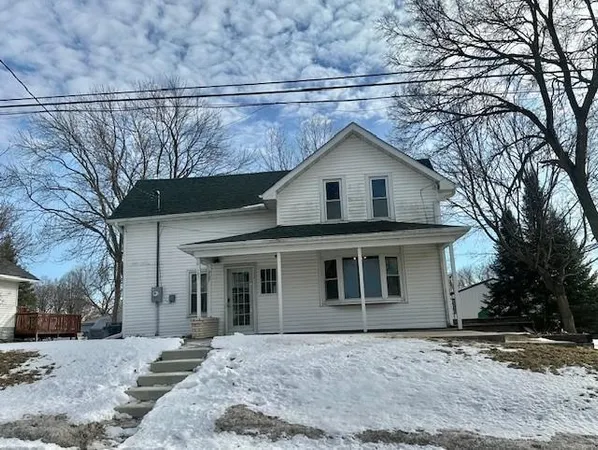 $290,000 | 207 Louis Street East, Cologne, MN 55322