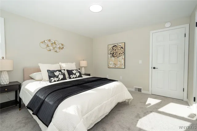 $289,999 | 2367 Long Road, Grand Island, NY 14072