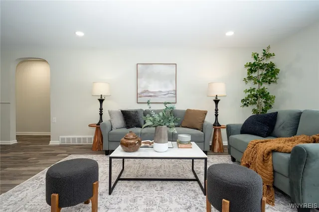 $289,999 | 2367 Long Road, Grand Island, NY 14072