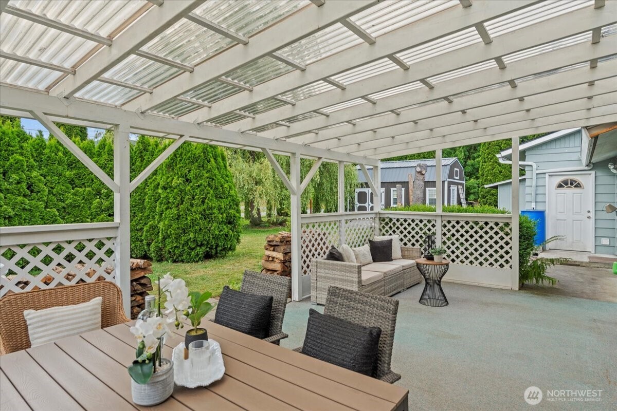 35632 Old Sultan-Startup Road Sultan, WA 98294 - Photo 24 of 40 a outdoor living space with furniture and garden view