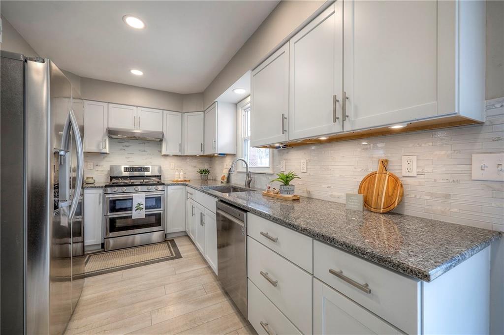 1208 East Red Bridge Road Kansas City, MO 64131 - Photo 15 of 35