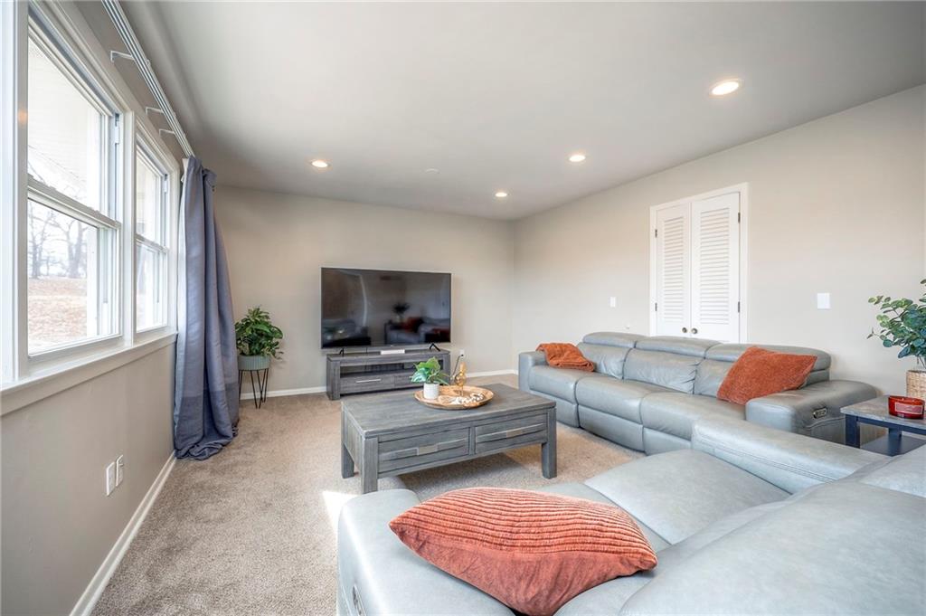 1208 East Red Bridge Road Kansas City, MO 64131 - Photo 7 of 35