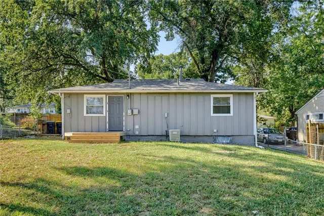 $189,000 | 1320 Northeast 44th Street, Kansas City, MO 64116