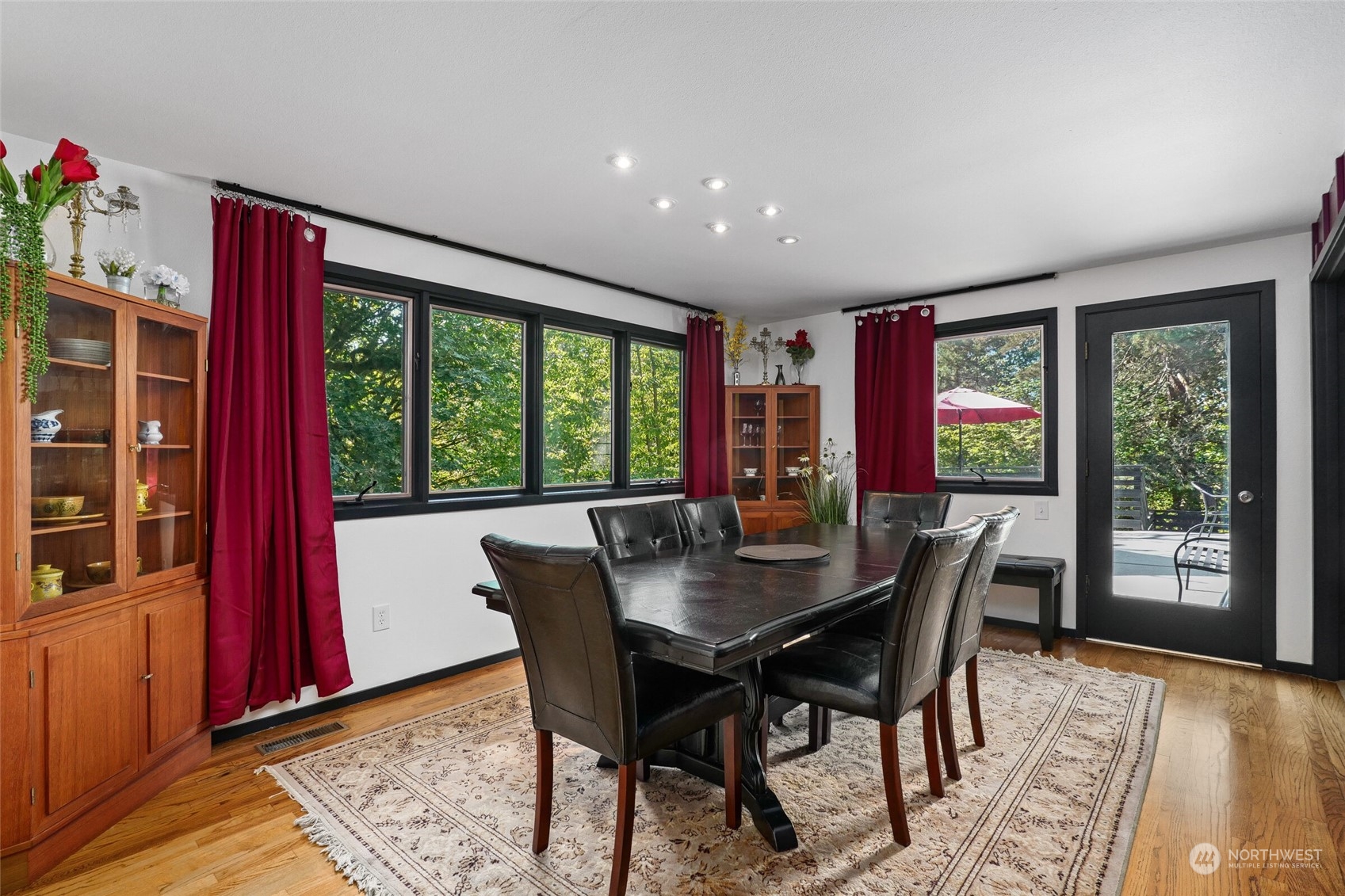 29801 Northeast Cherry Valley Road Duvall, WA 98019 - Photo 12 of 40 Gallery Image 12