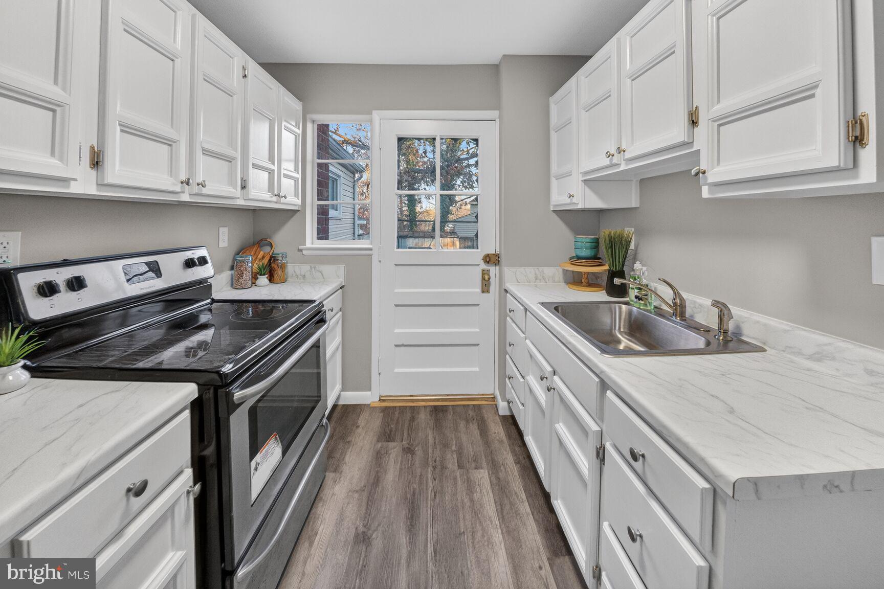 3033 Medway Street Silver Spring, MD 20902 - Photo 11 of 52 Newly updated kitchen, door out to back