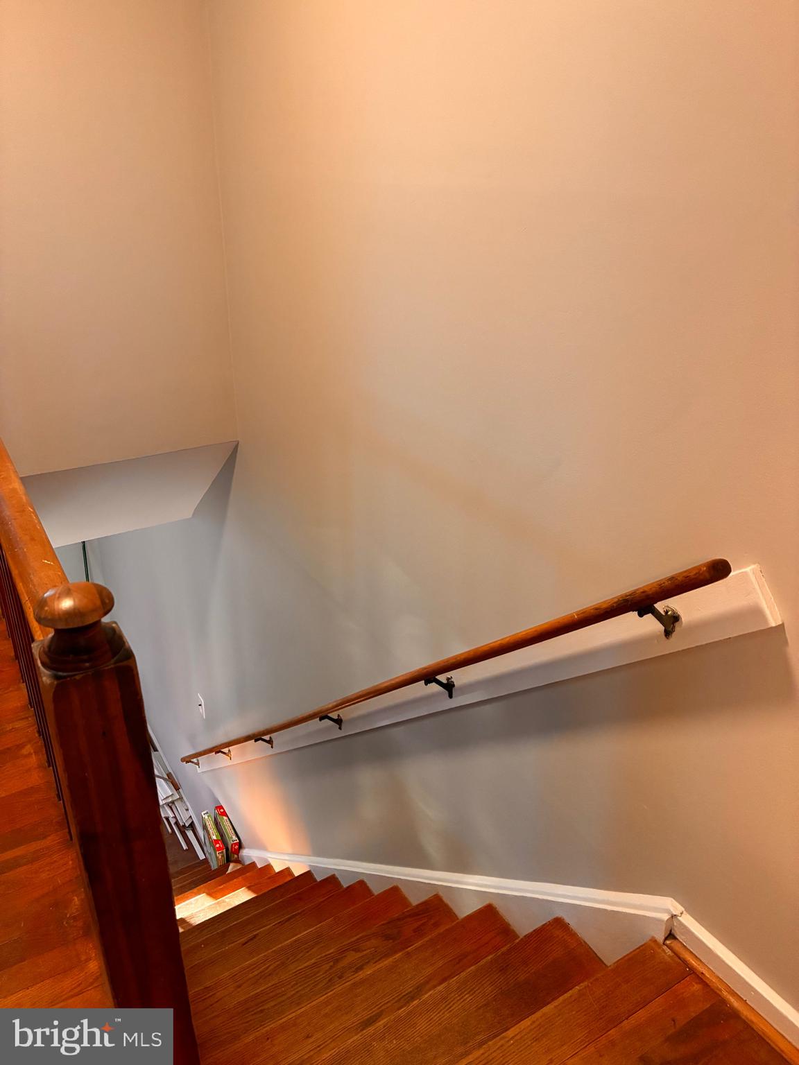 3033 Medway Street Silver Spring, MD 20902 - Photo 16 of 52 Upstairs hallway