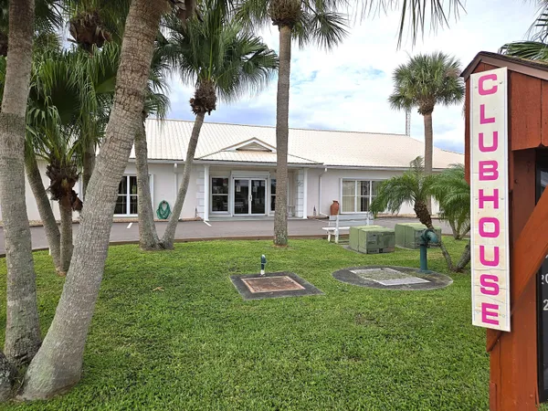 $325,500 | 4311 Southwest 9th Way, Okeechobee, FL 34974