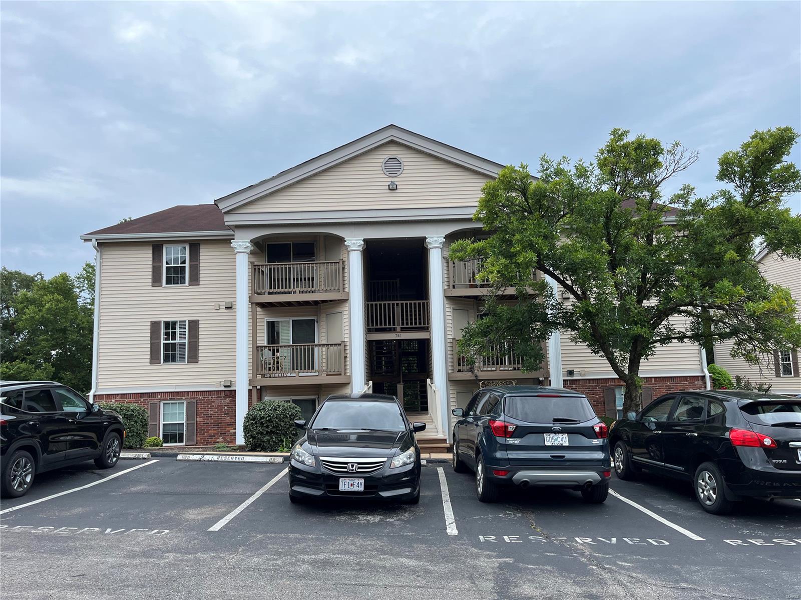 741 Ridgeside Drive, Unit K Ballwin, MO 63021 - Photo 1 of 23