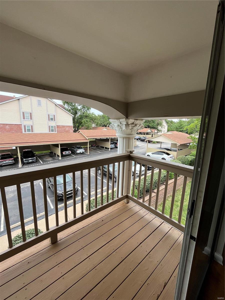 741 Ridgeside Drive, Unit K Ballwin, MO 63021 - Photo 8 of 23