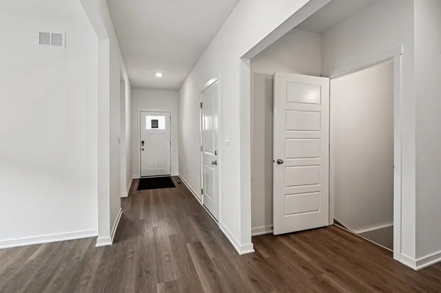 $494,990 | 2601 Harnish Drive, Algonquin, IL 60102