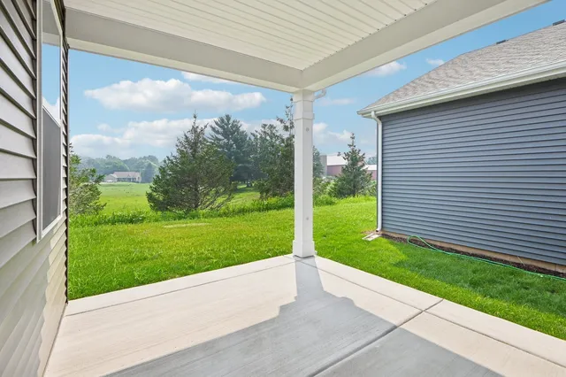 $494,990 | 2601 Harnish Drive, Algonquin, IL 60102