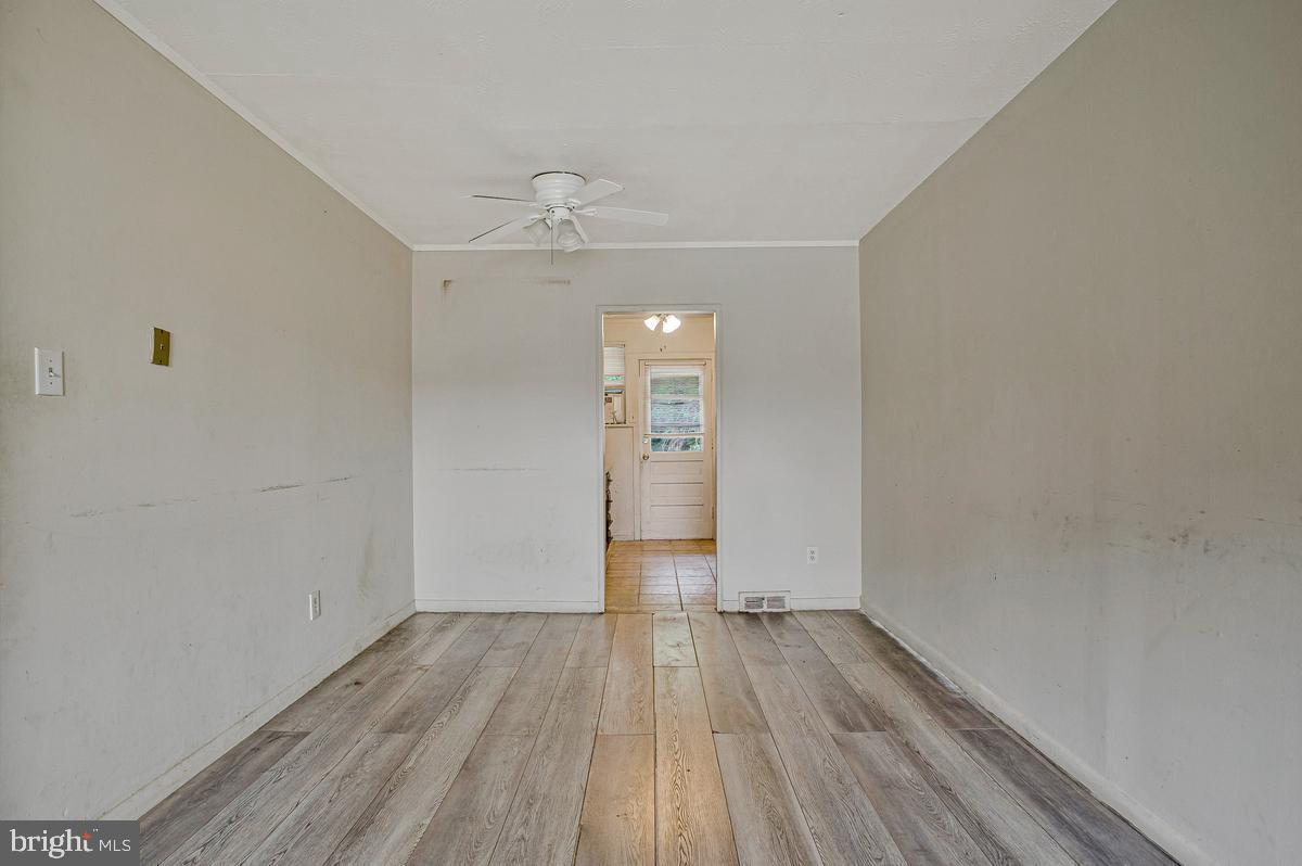 7728 Oxman Road Landover, MD 20785 - Photo 9 of 27