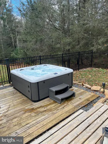 $450,000 | 1342 North Old Stage Road, Albrightsville, PA 18210