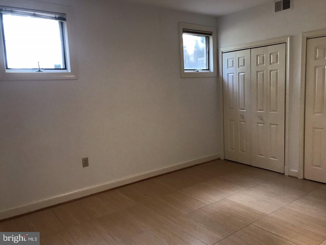 1402 Foxhall Road Northwest Washington, DC 20007 - Photo 20 of 26