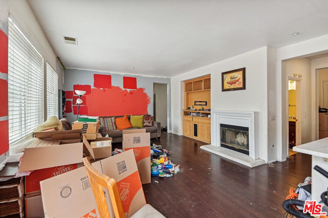 3012 Dunkirk Drive Oxnard, CA 93035 - Photo 2 of 29 a living room with furniture fireplace and wooden floor
