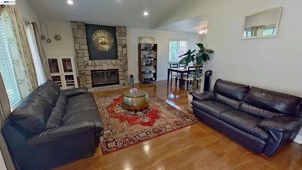 $5,400 | 3030 Park Estates Way, San Jose, CA 95135