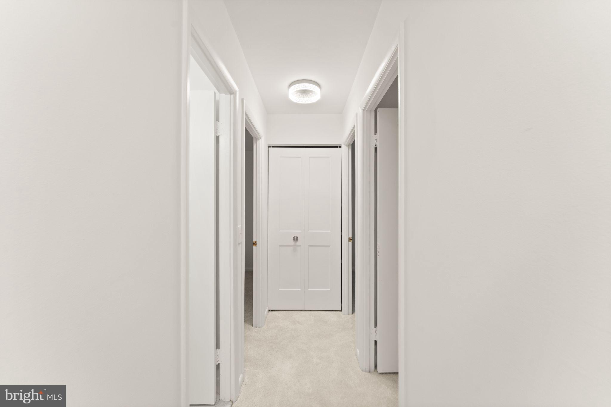 2345 Millennium Lane Reston, VA 20191 - Photo 25 of 55 a bathroom with a mirror